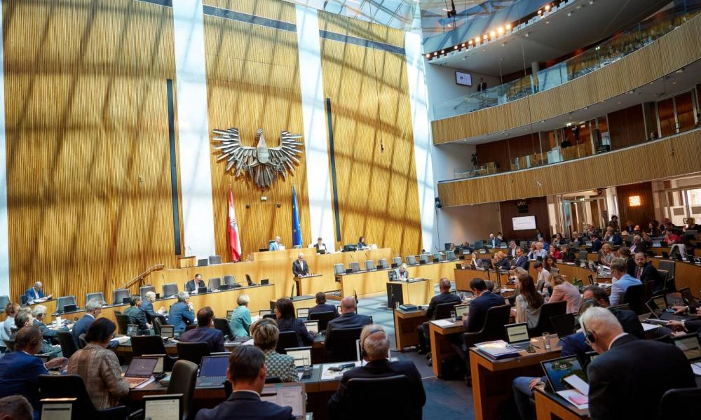 Αυστρία: Ομιλία του Πρόεδρος της Κοινοβουλευτικής Συνέλευσης του Συμβουλίου της Ευρώπης στην ολομέλεια της Βουλής